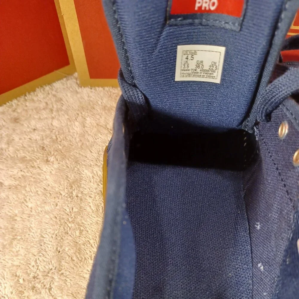 Vans Men's 4.5/Women's 6 Skate Chukka Low Pro Blue Denim/Suede Dark Gum